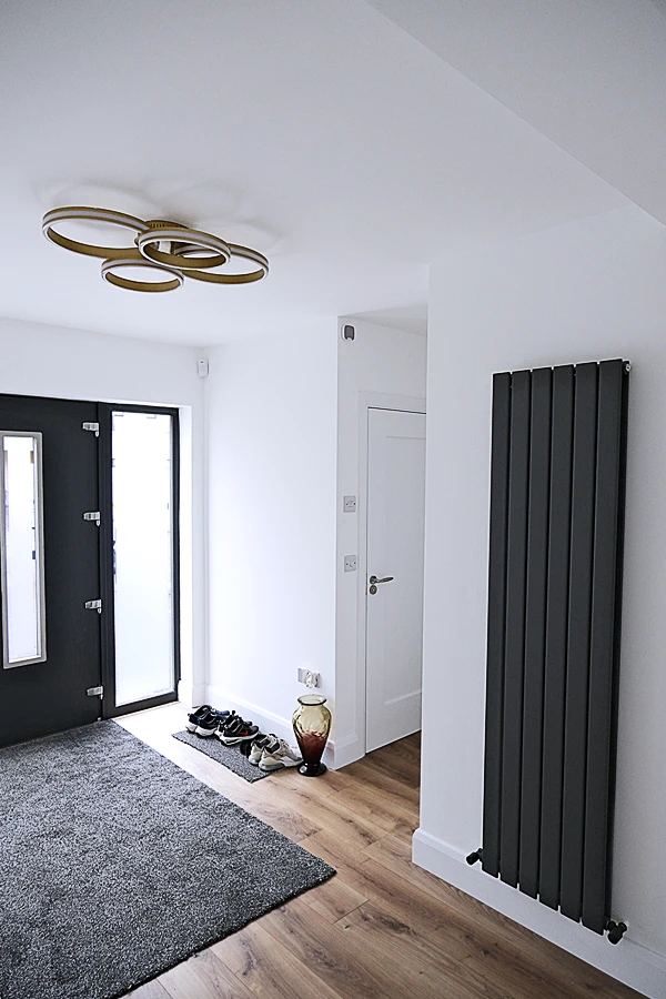 Quickview hallway and front door