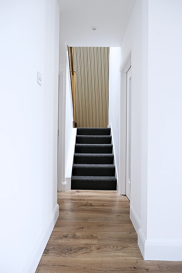 Quickview hallway and stairs